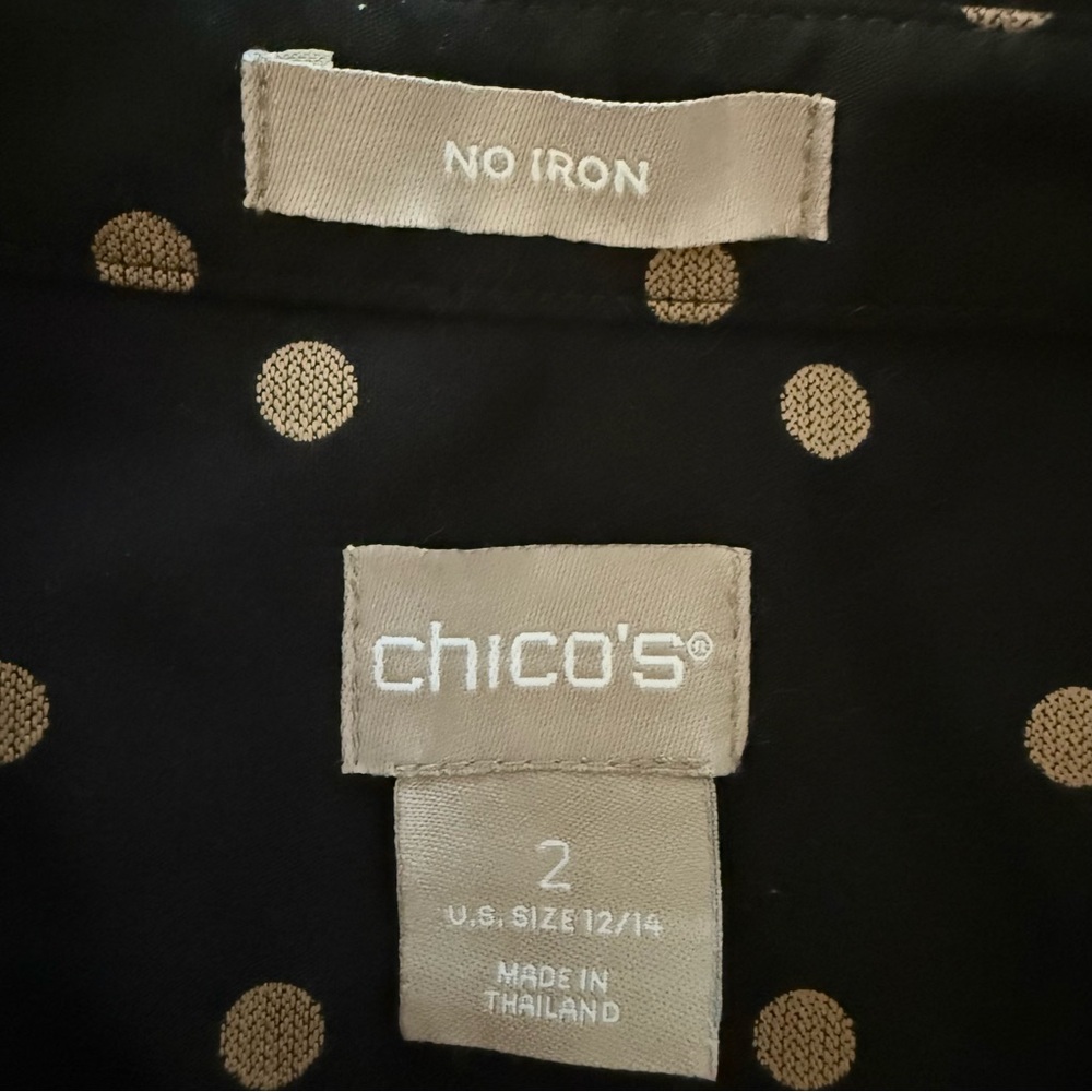 Chico's Women's Black Polka Dot No-Iron Effortless Long Sleeve Button Up Shirt - Picture 5 of 6